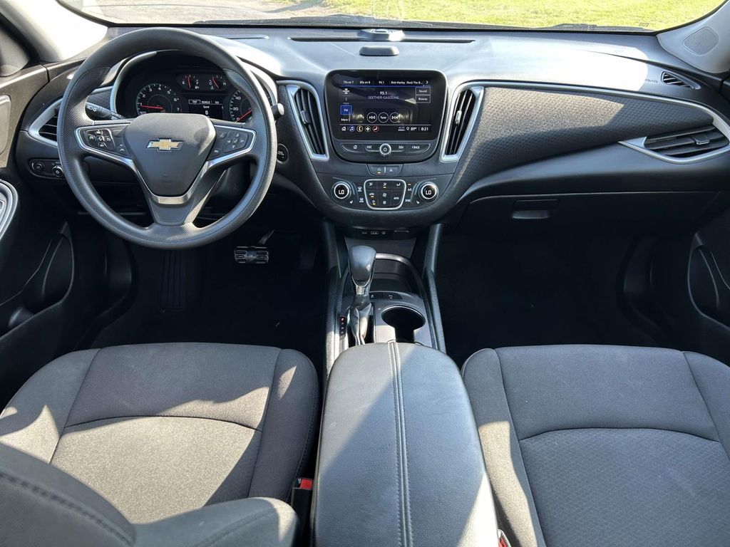 Used 2024 Chevrolet Malibu Sedan