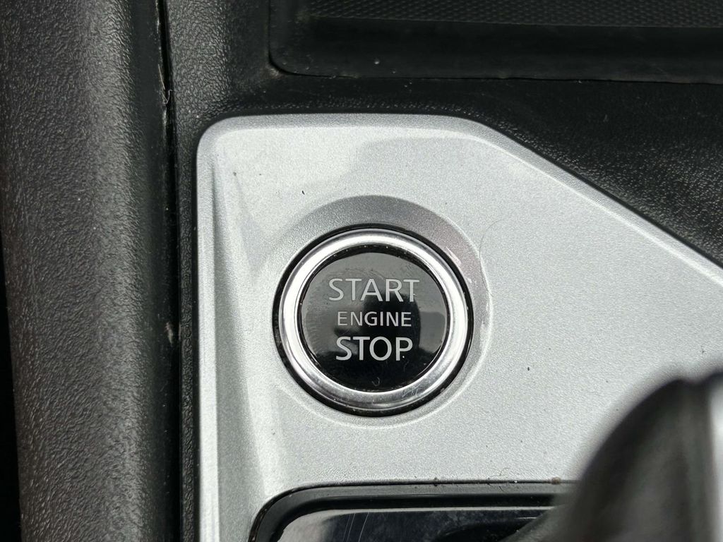 Used 2025 Nissan Altima Sedan