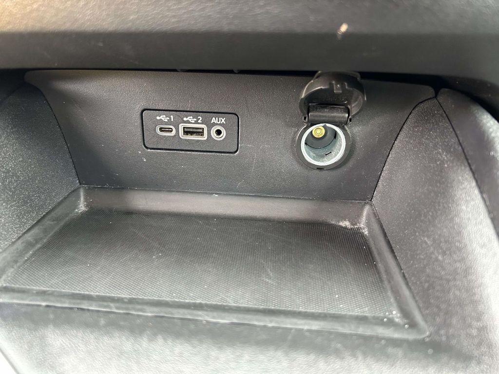 Used 2025 Nissan Altima Sedan