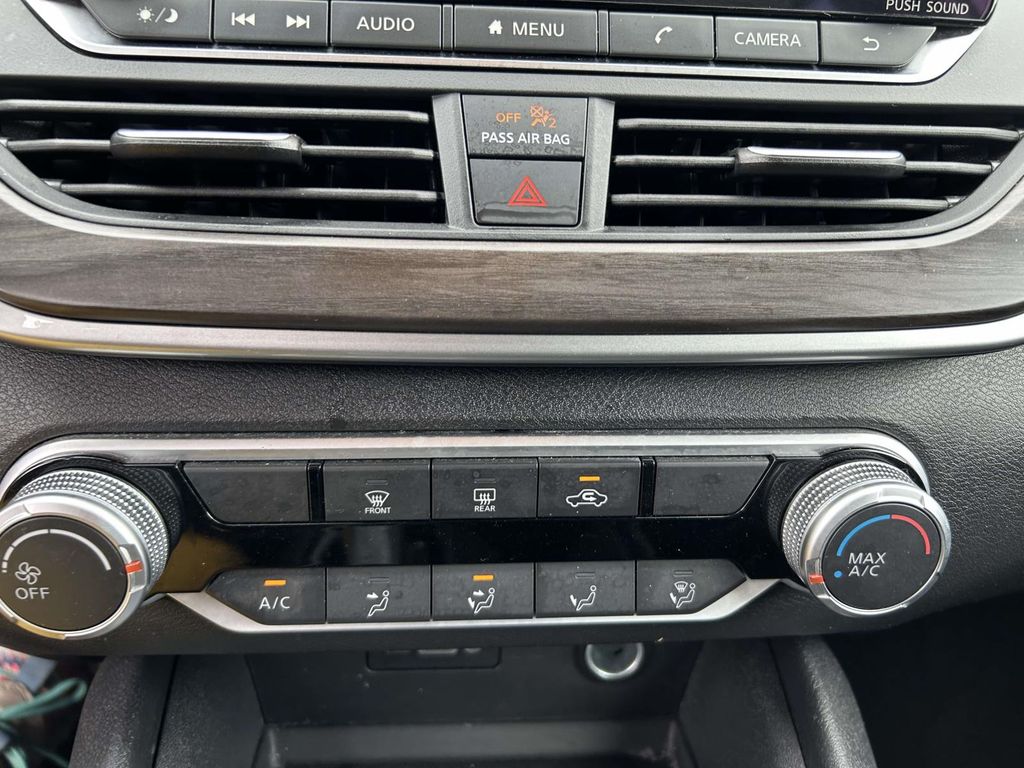 Used 2025 Nissan Altima Sedan
