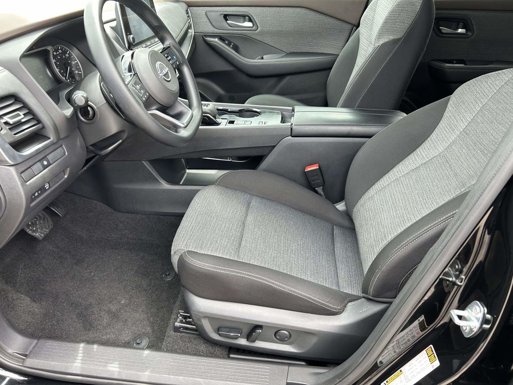 Used 2023 Nissan Rogue SUV