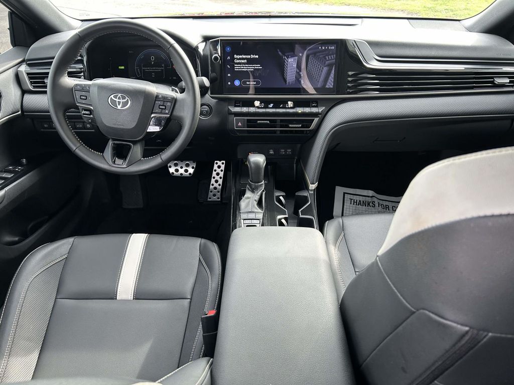 Vehicle photo 20