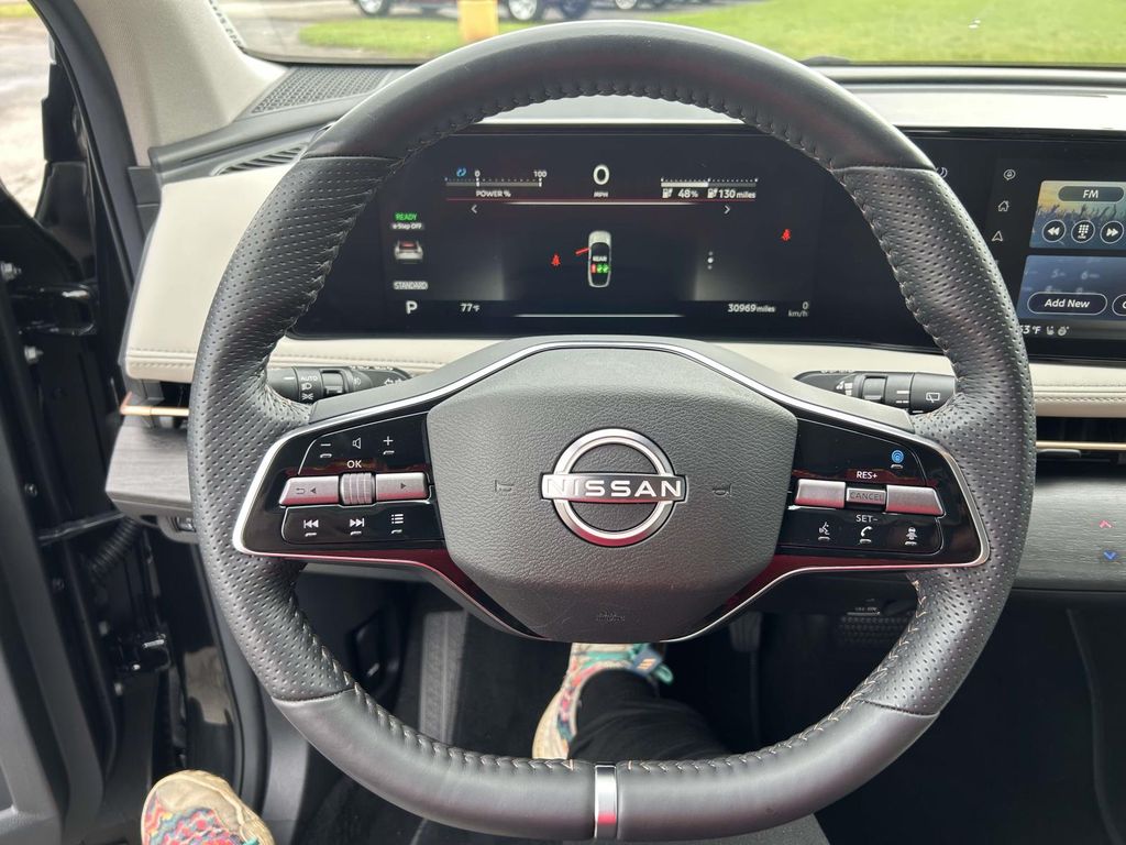 Vehicle photo 39