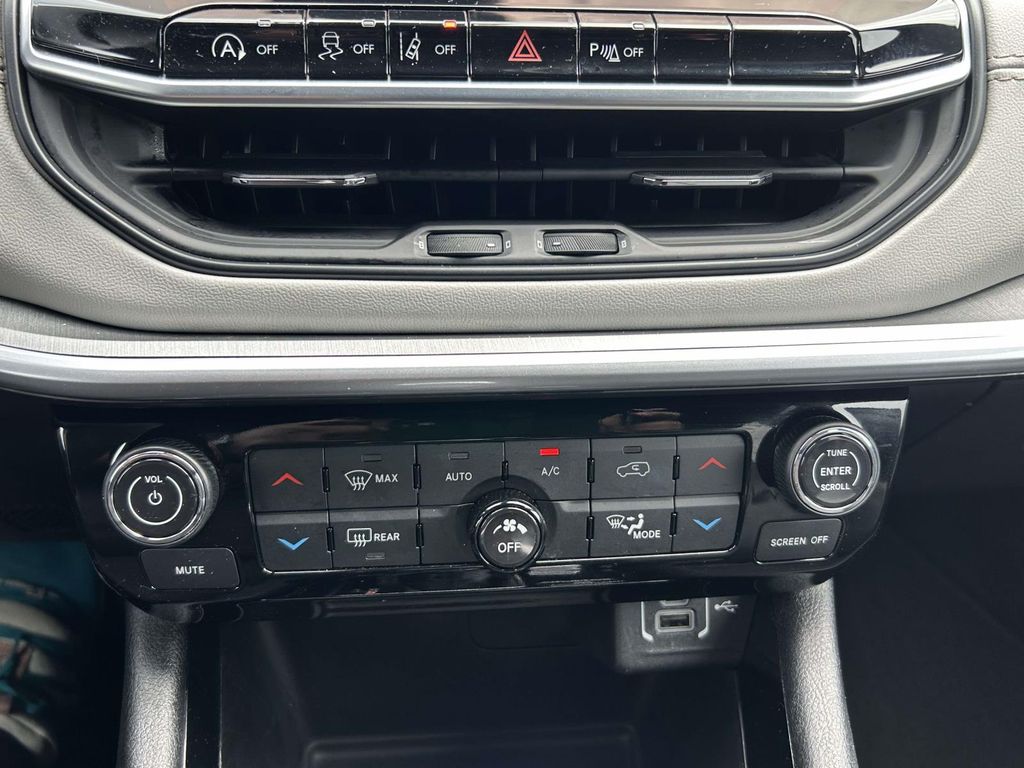Used 2025 Jeep Compass SUV