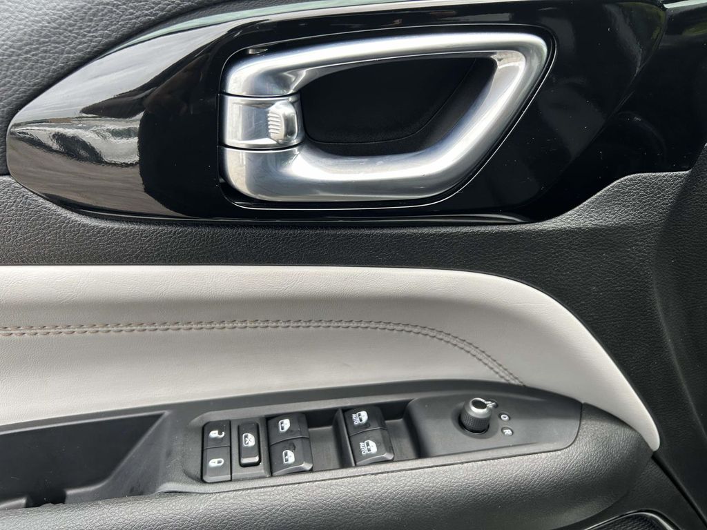 Used 2025 Jeep Compass SUV