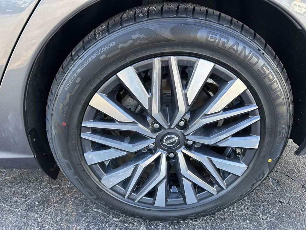 Used 2025 Nissan Altima Sedan