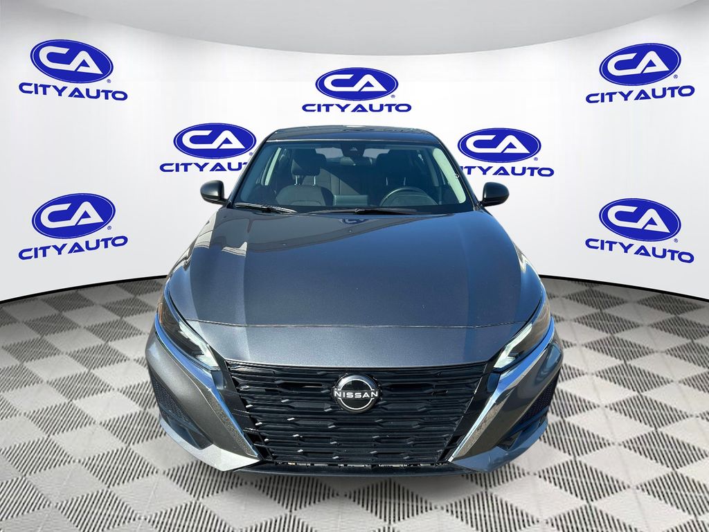 Used 2025 Nissan Altima Sedan