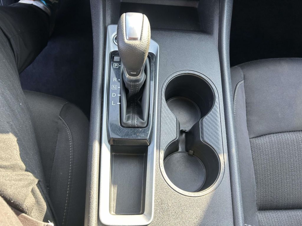 Used 2025 Nissan Altima Sedan