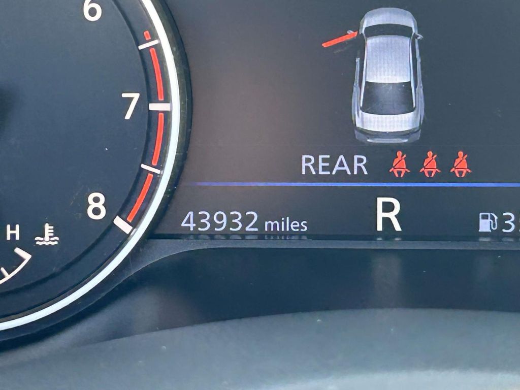 Used 2025 Nissan Altima Sedan