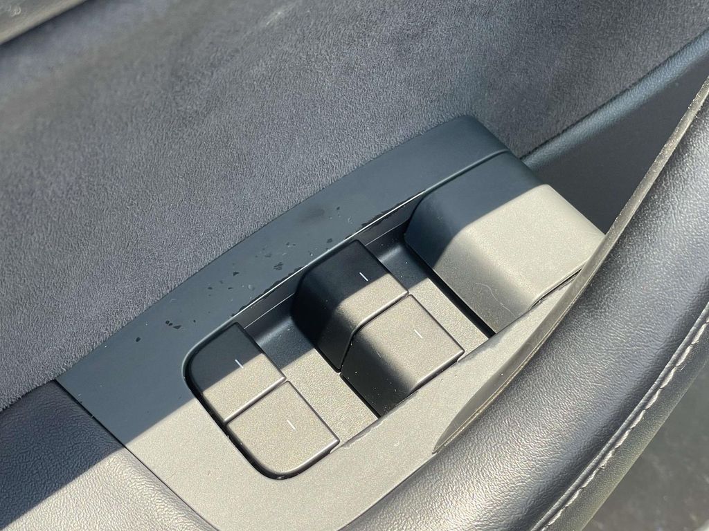 Used 2021 Tesla Model Y SUV