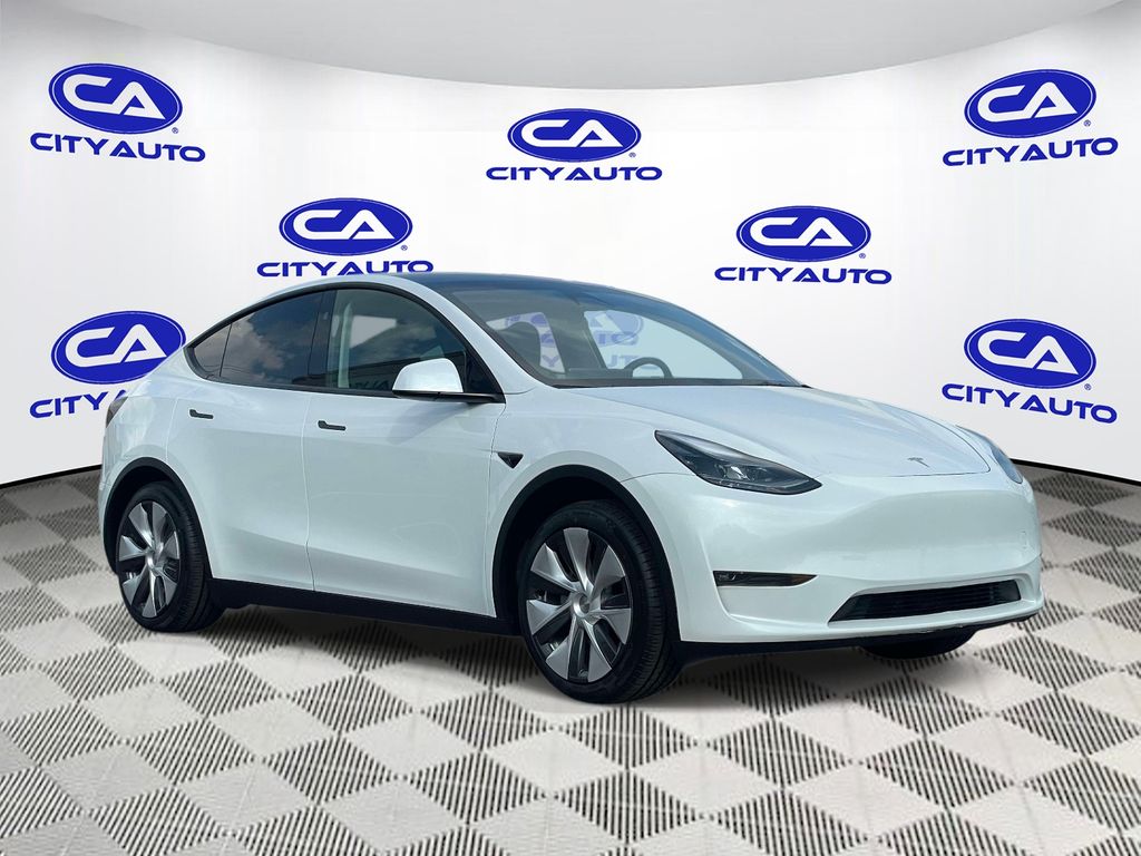 Vehicle photo 1