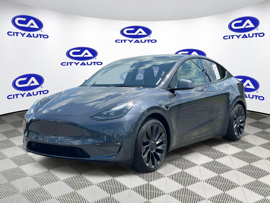 Vehicle photo 9