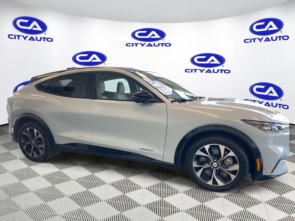 Used 2022 Ford Mustang Mach-E SUV