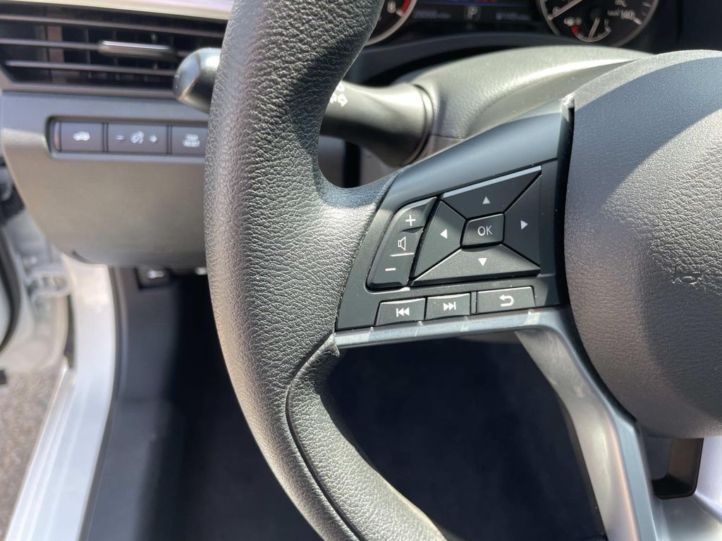 Used 2025 Nissan Altima Sedan