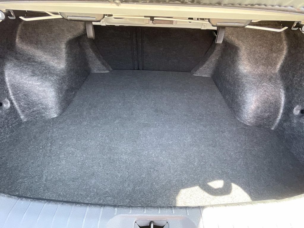 Used 2025 Nissan Altima Sedan
