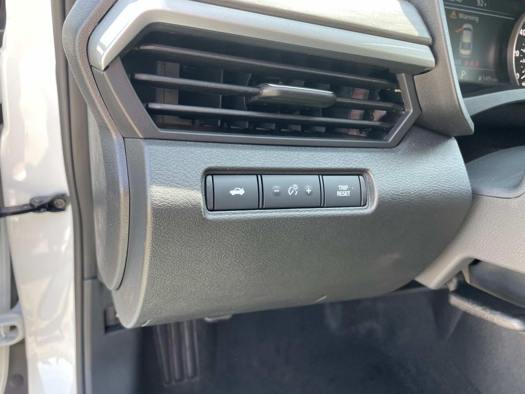 Used 2025 Nissan Altima Sedan