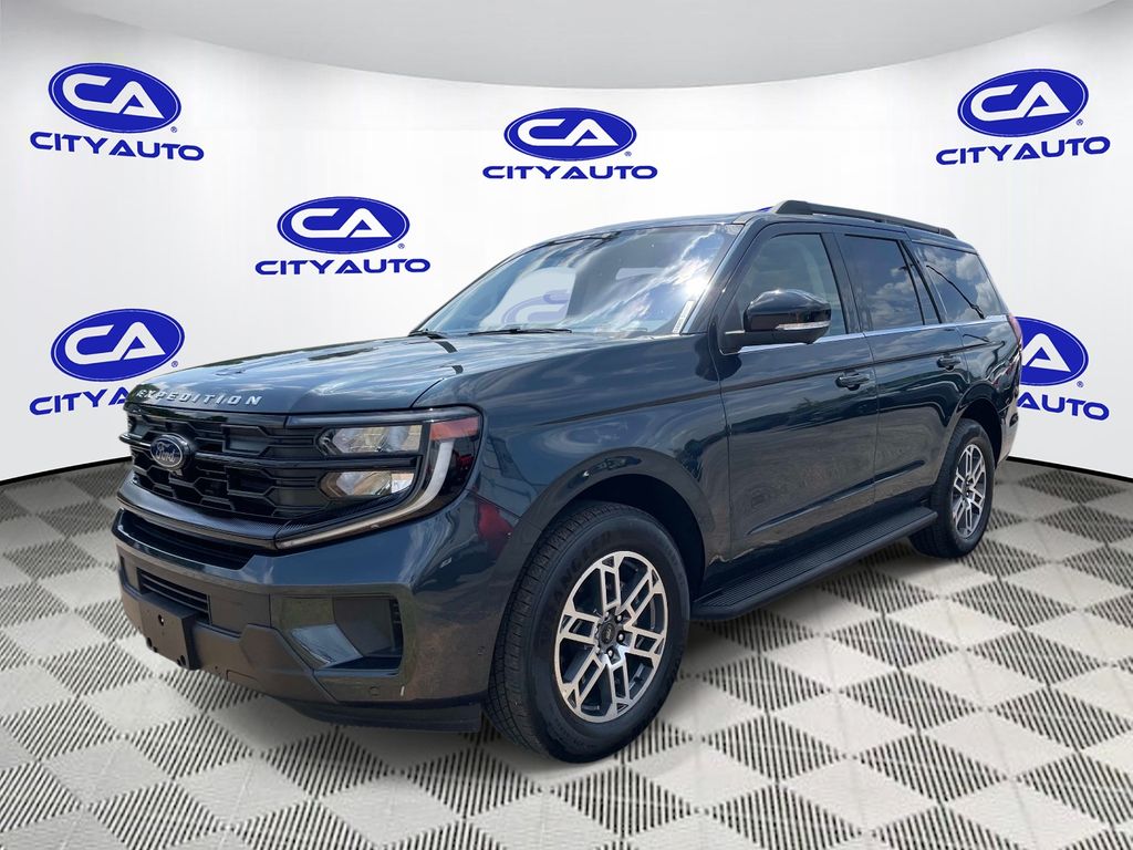 Used 2025 Ford Expedition SUV