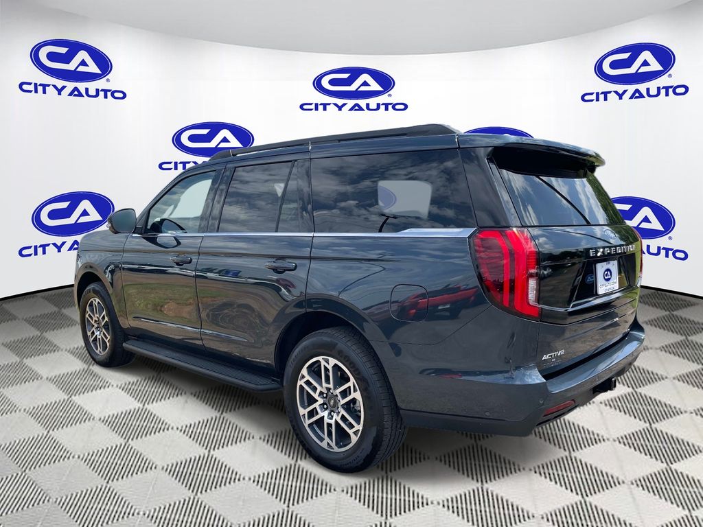 Used 2025 Ford Expedition SUV