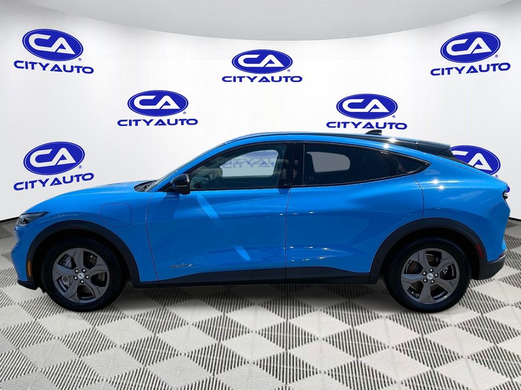 Vehicle photo 7