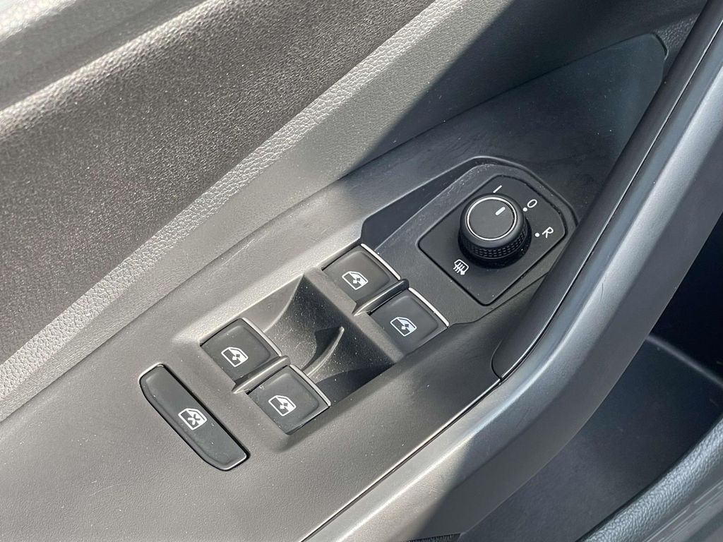 Used 2025 Volkswagen Jetta Sedan