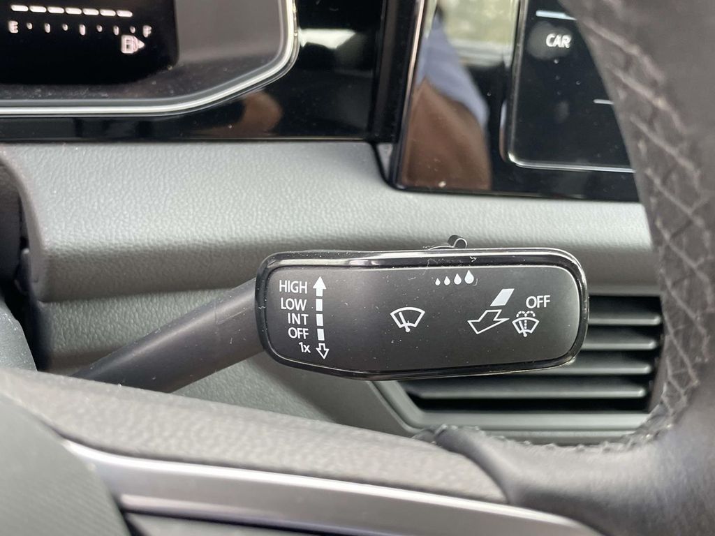 Used 2025 Volkswagen Jetta Sedan