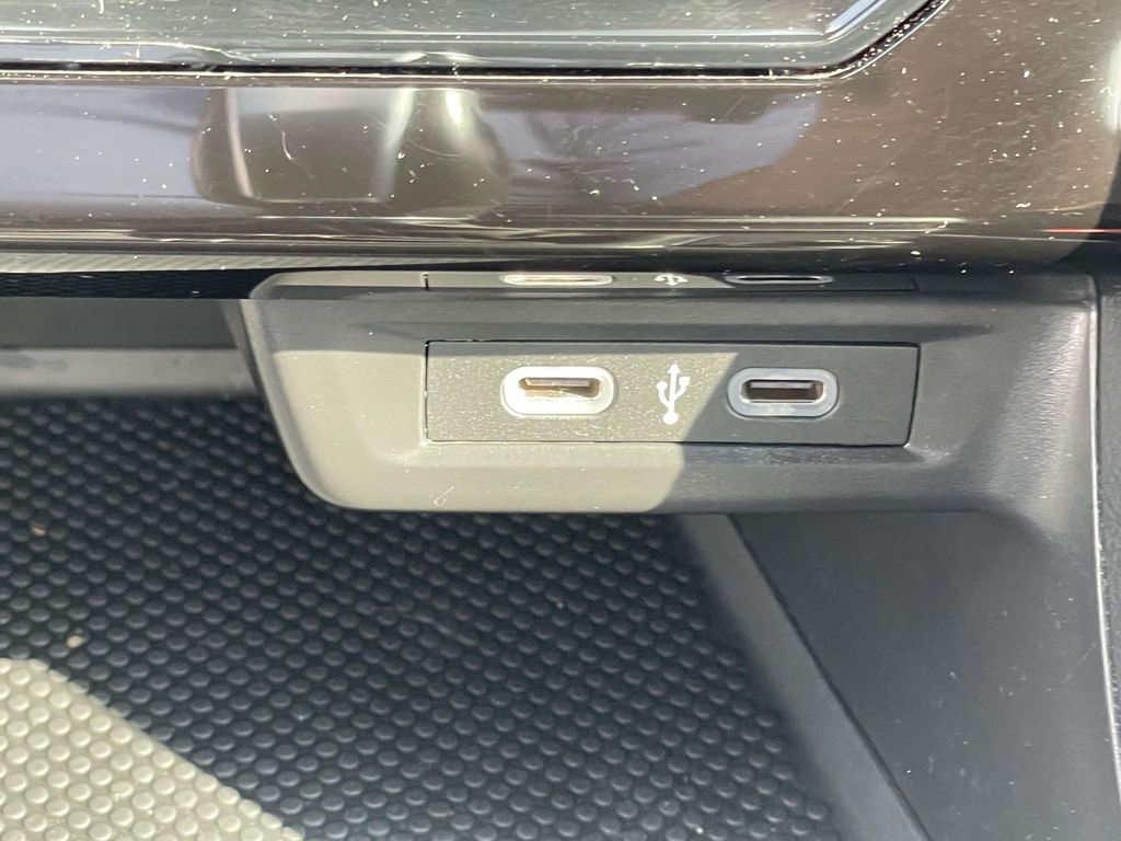 Used 2025 Volkswagen Jetta Sedan