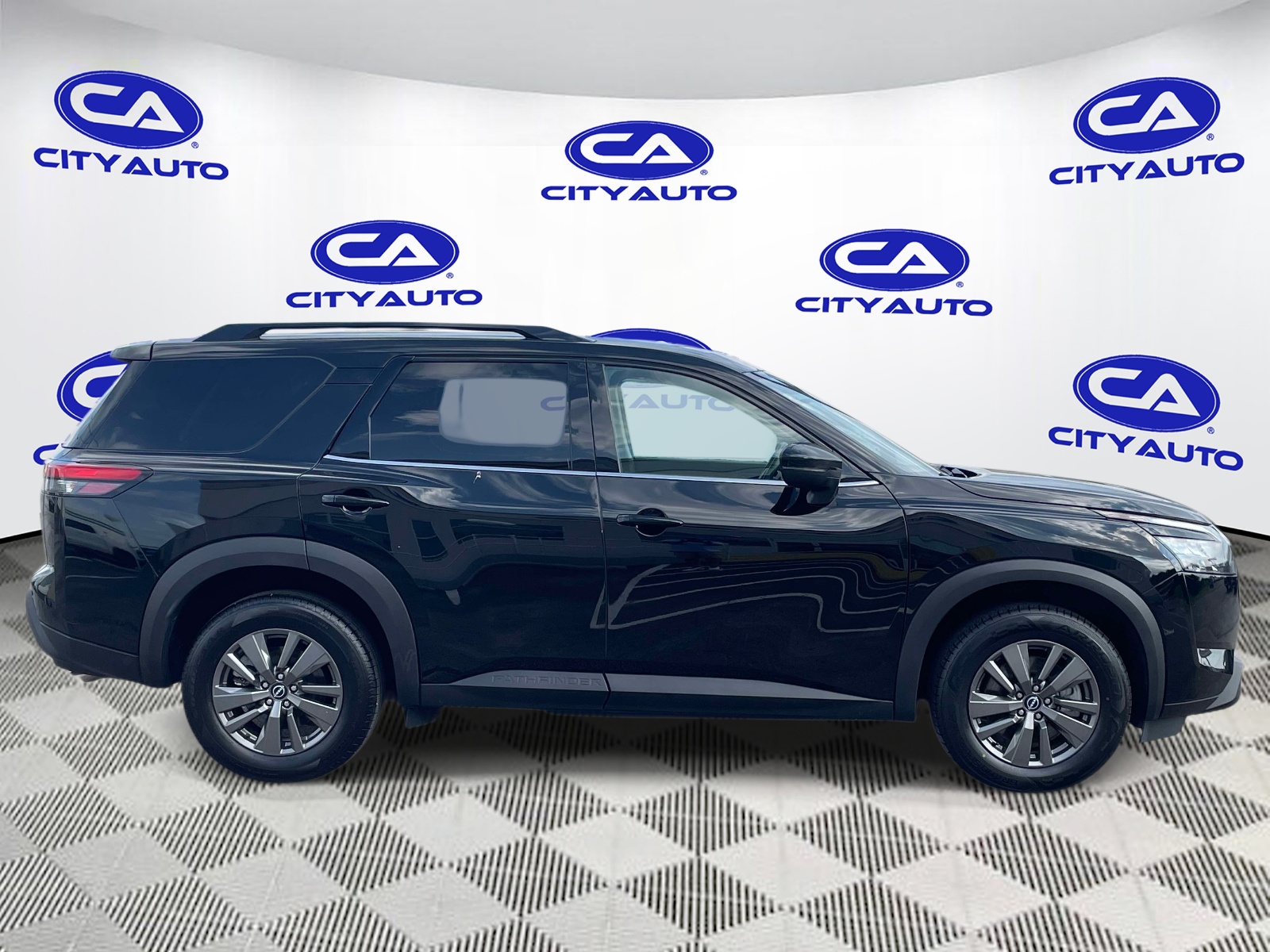 Used 2023 Nissan Pathfinder SUV