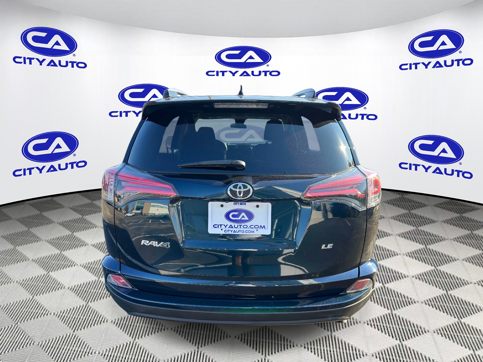 Used 2018 Toyota RAV4 SUV