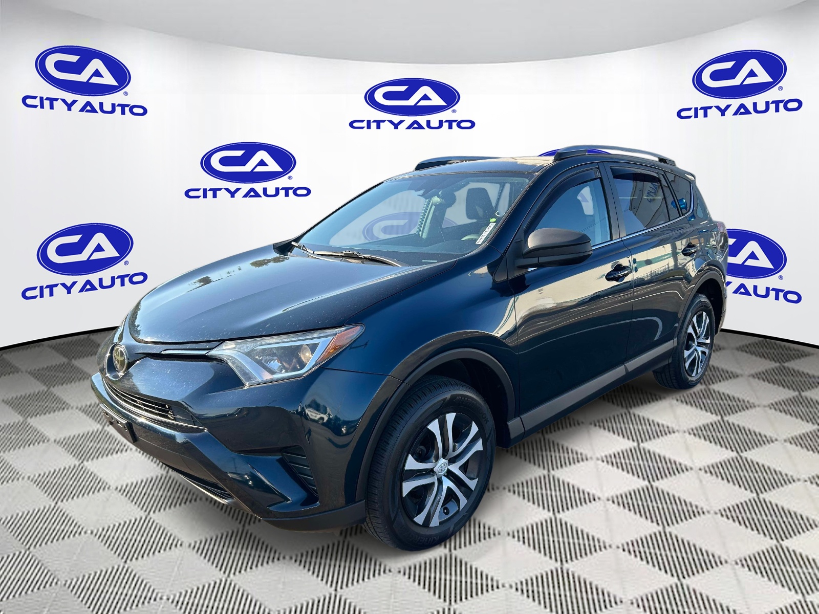 Used 2018 Toyota RAV4 SUV