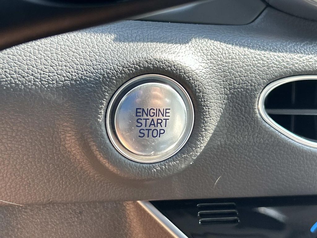 Used 2023 Hyundai Sonata Sedan