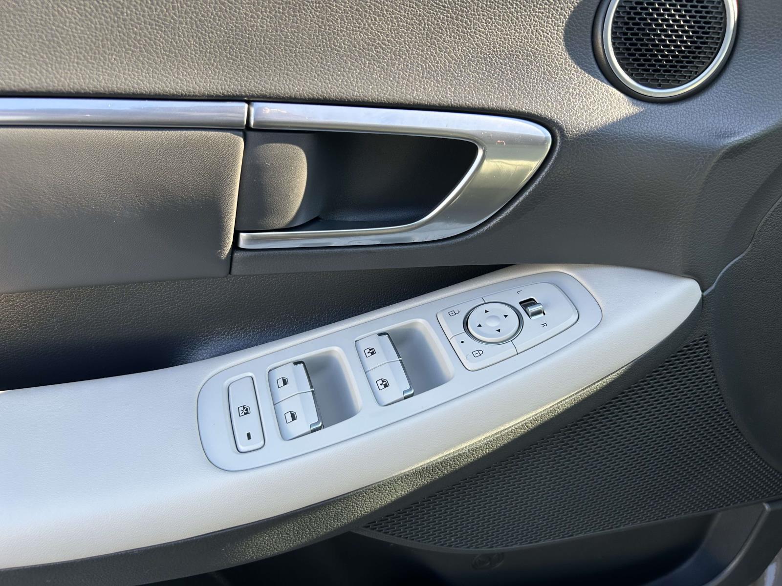 Used 2023 Hyundai Sonata Sedan