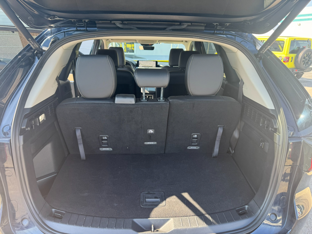 Used 2025 Mazda CX-90 SUV