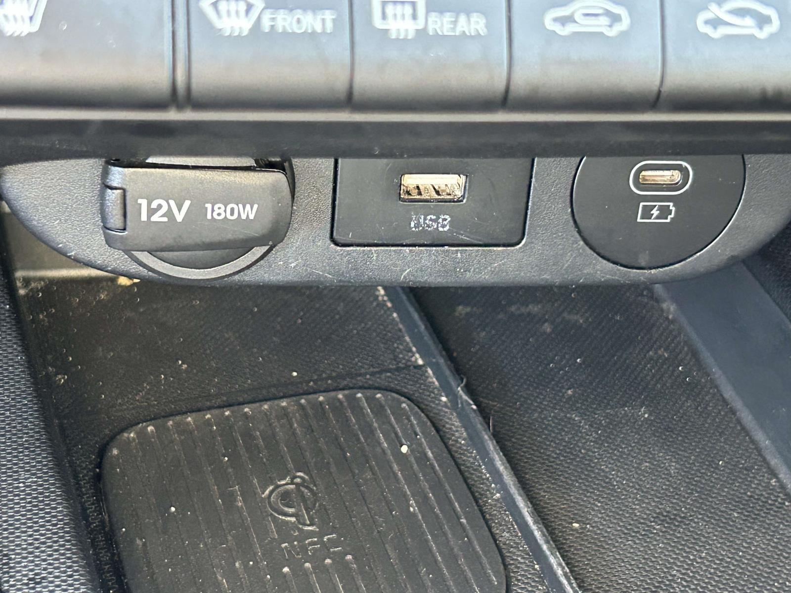 Used 2025 Hyundai Elantra Sedan