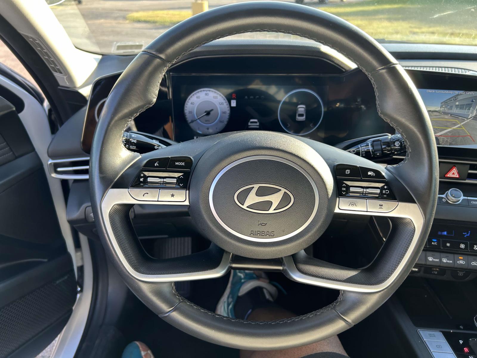 Used 2025 Hyundai Elantra Sedan