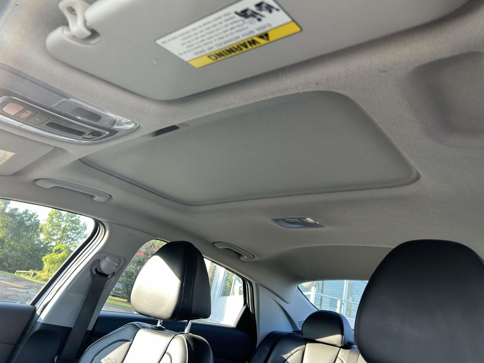 Used 2025 Hyundai Elantra Sedan
