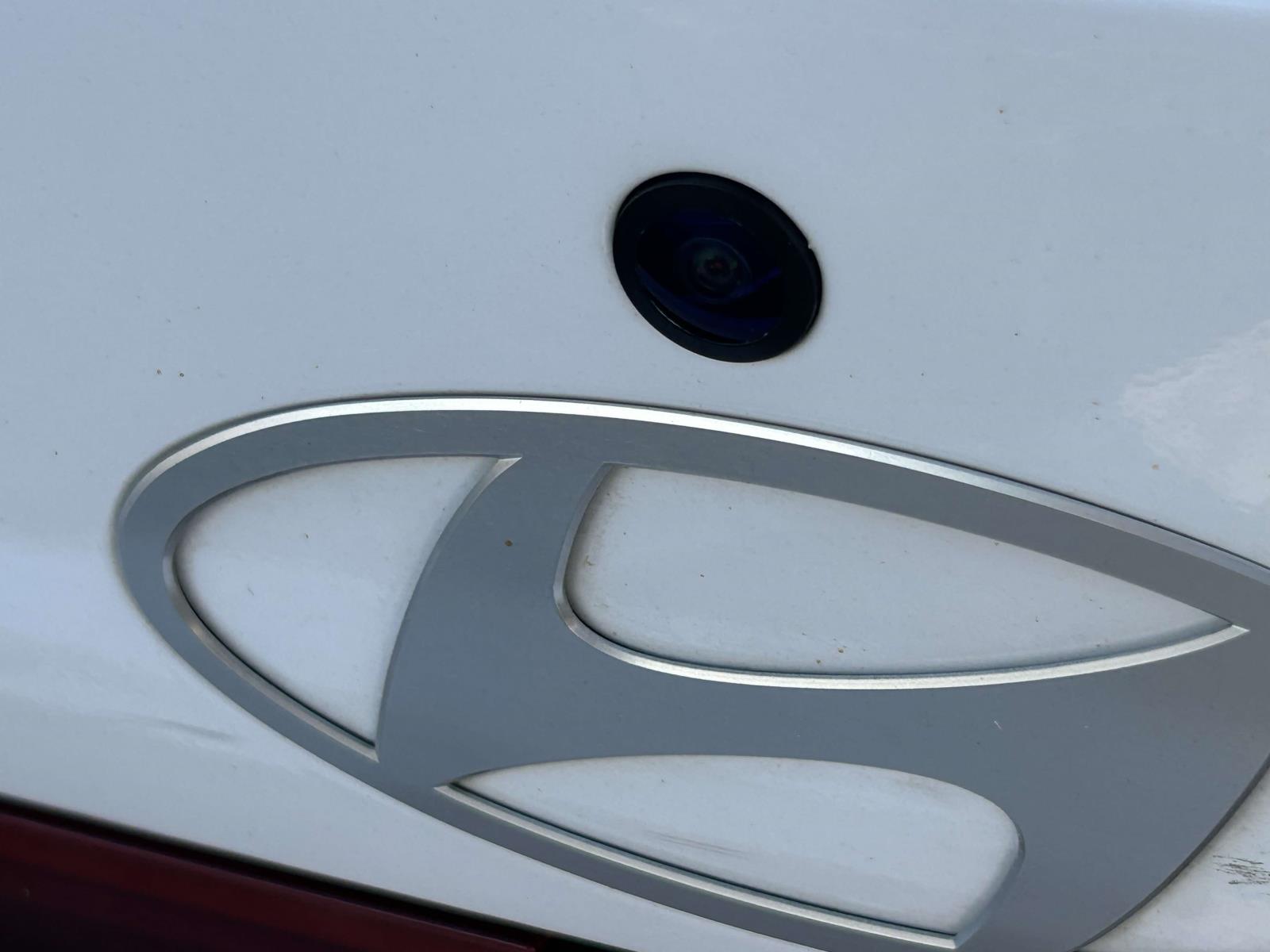 Used 2025 Hyundai Elantra Sedan