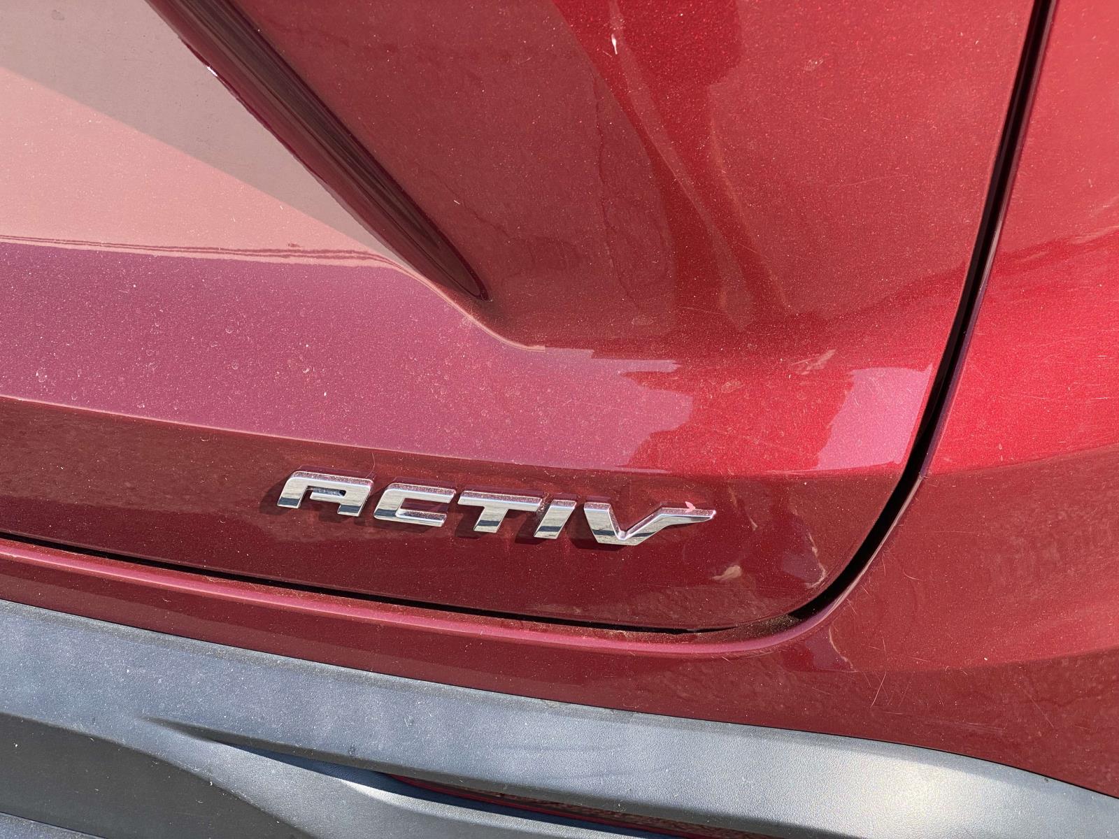 Used 2024 Chevrolet Trax SUV