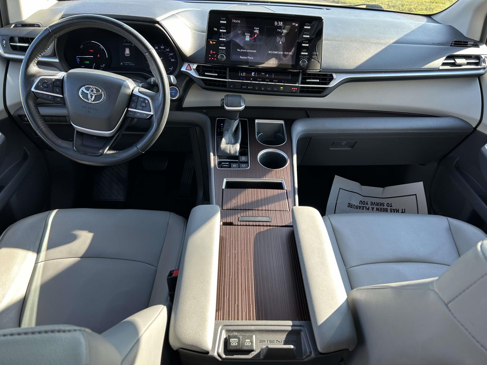 Used 2022 Toyota Sienna Van