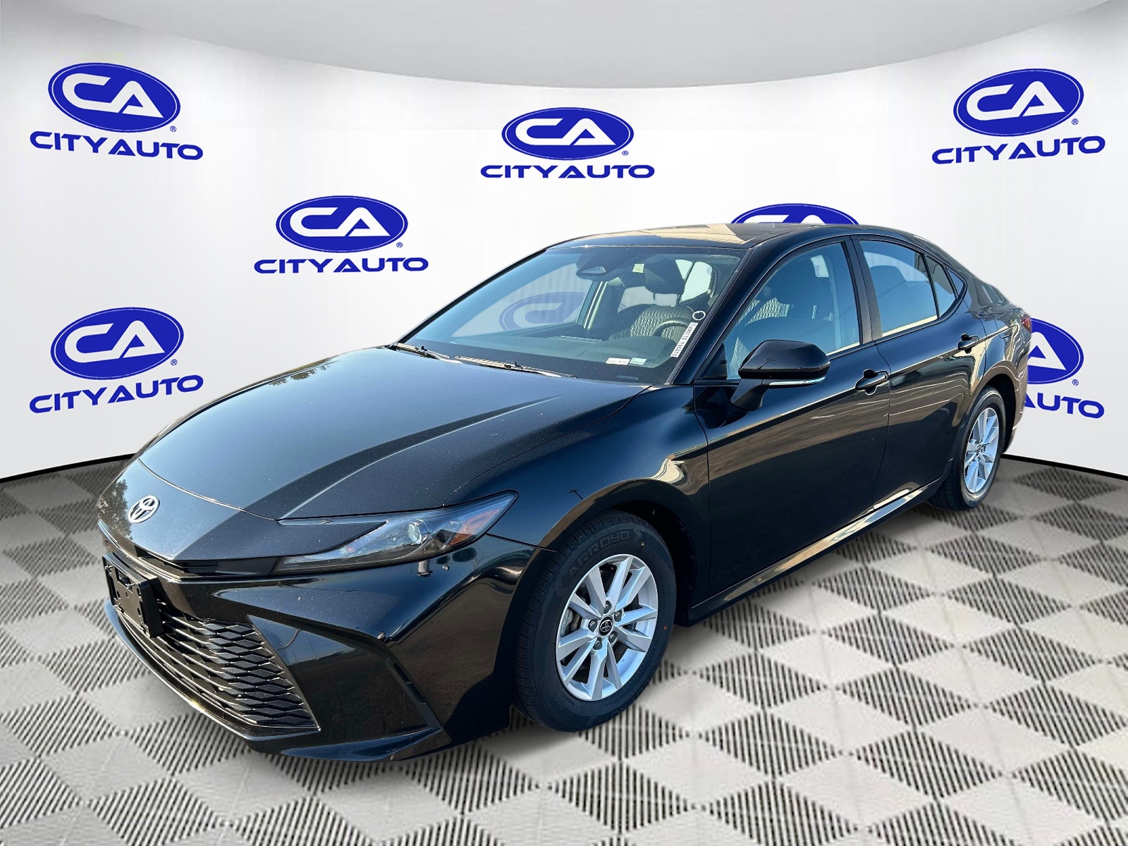 Used 2025 Toyota Camry Hybrid Sedan