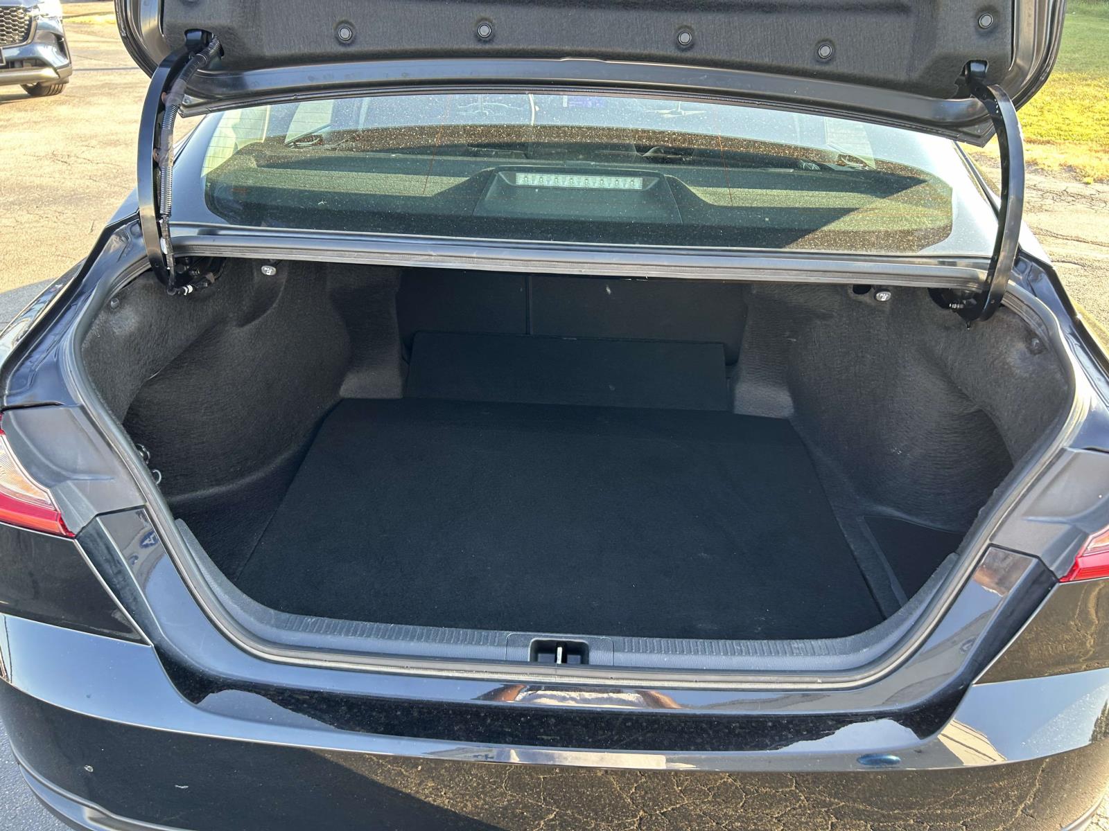 Used 2025 Toyota Camry Hybrid Sedan