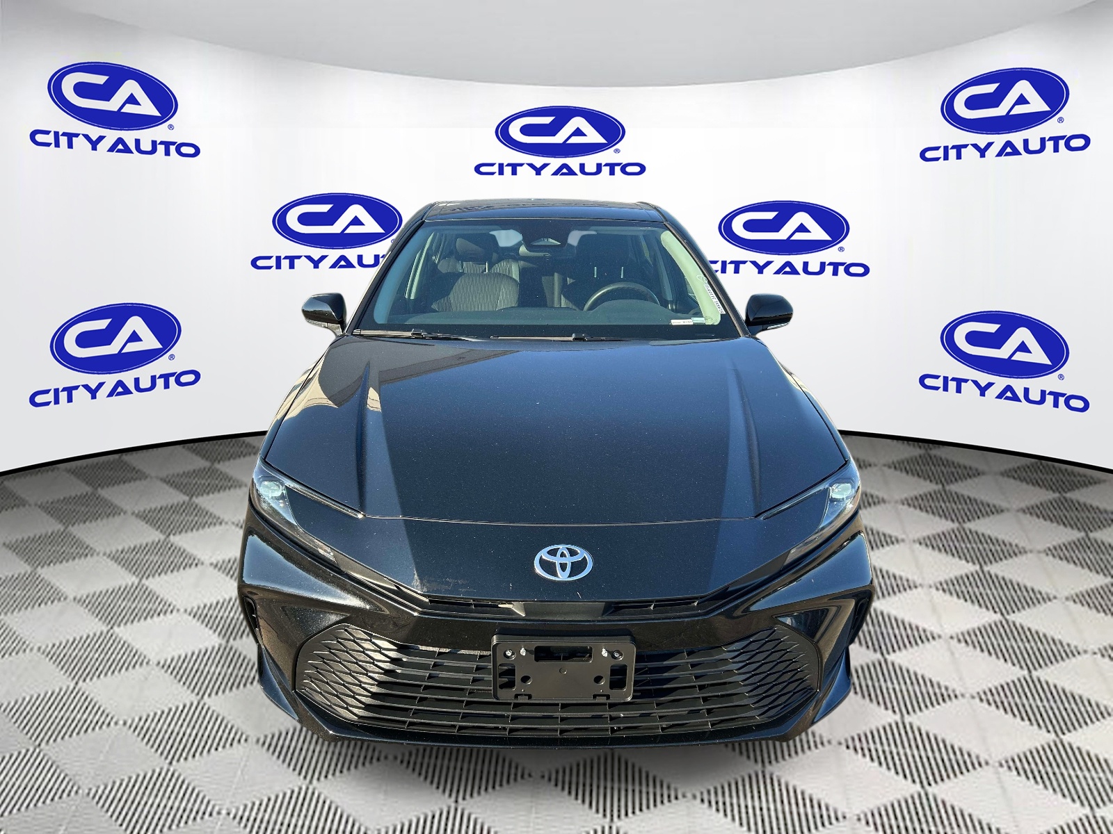Used 2025 Toyota Camry Hybrid Sedan