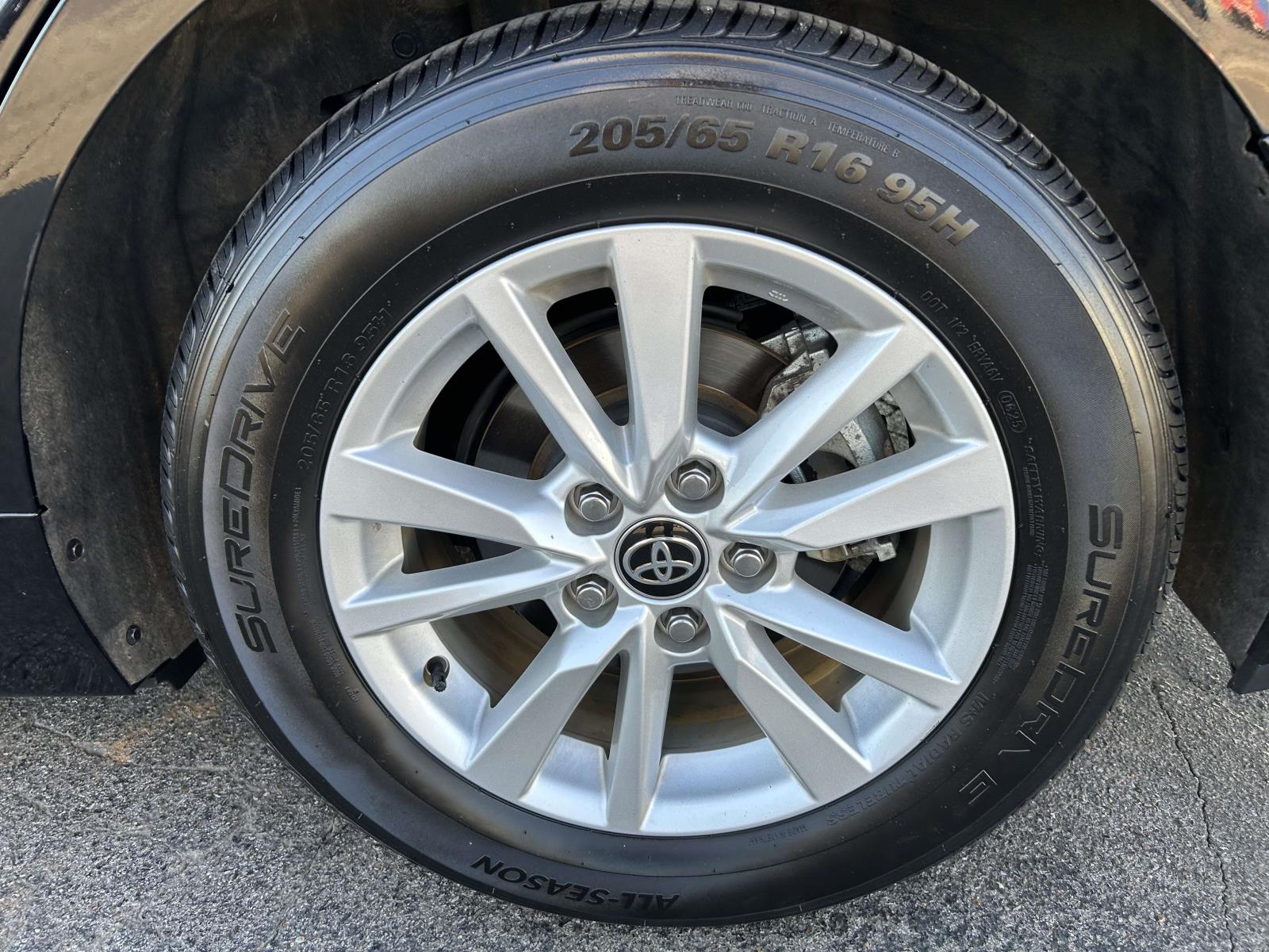Used 2025 Toyota Camry Hybrid Sedan