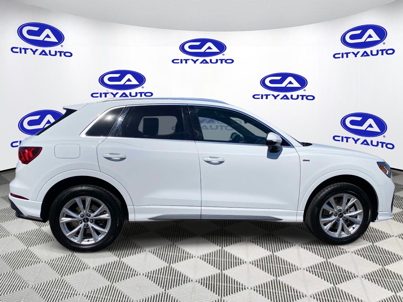 Used 2025 Audi Q3 SUV