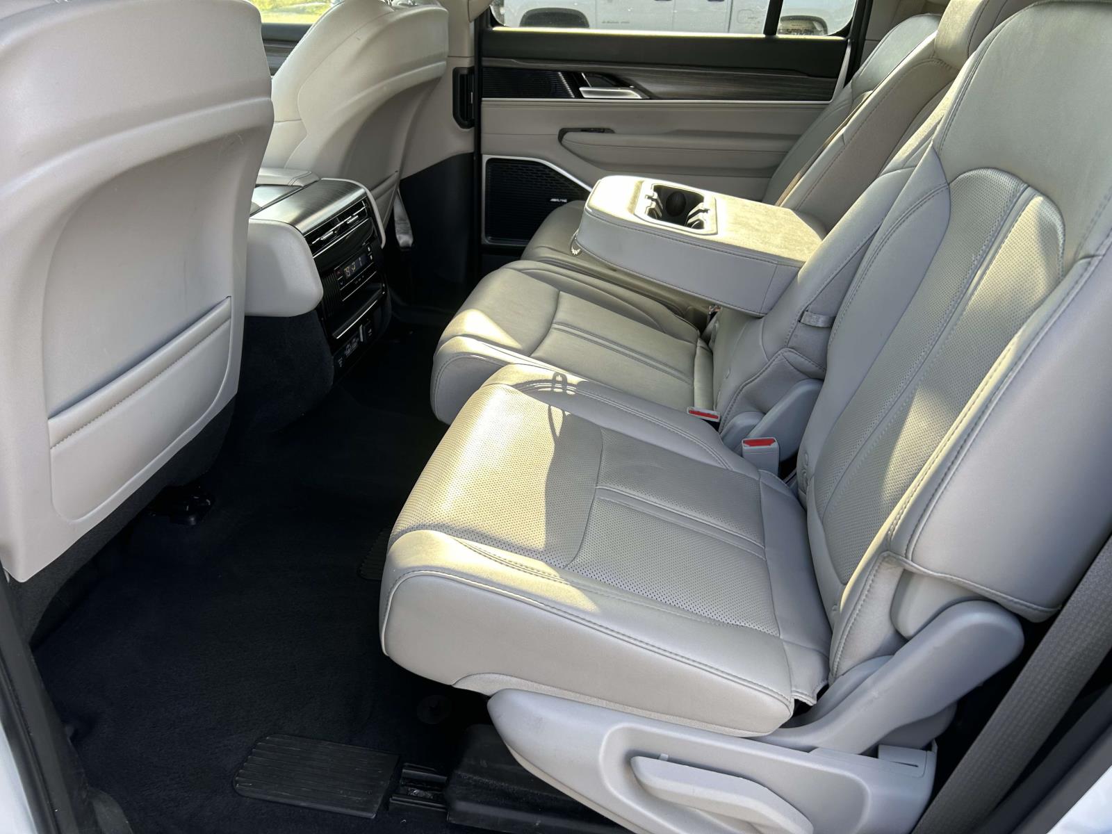 Used 2024 Jeep Wagoneer SUV