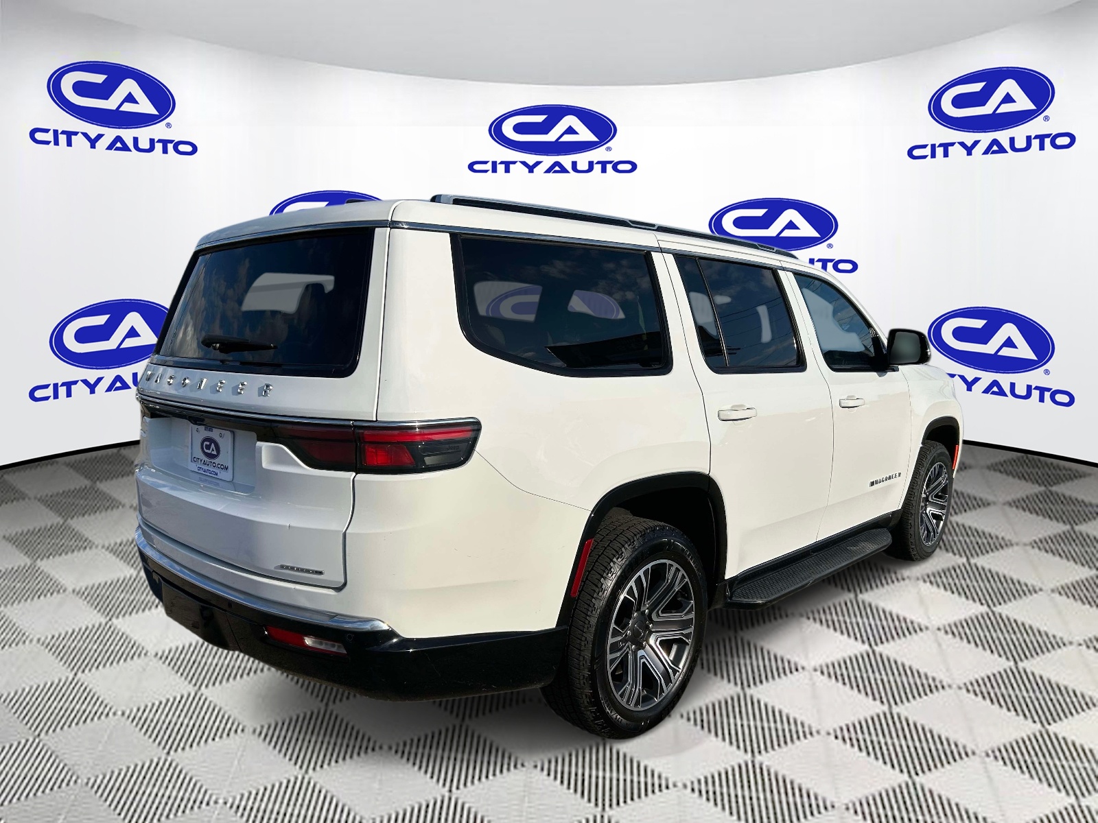 Used 2024 Jeep Wagoneer SUV
