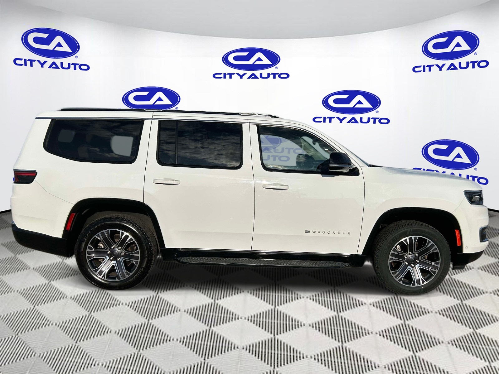 Used 2024 Jeep Wagoneer SUV
