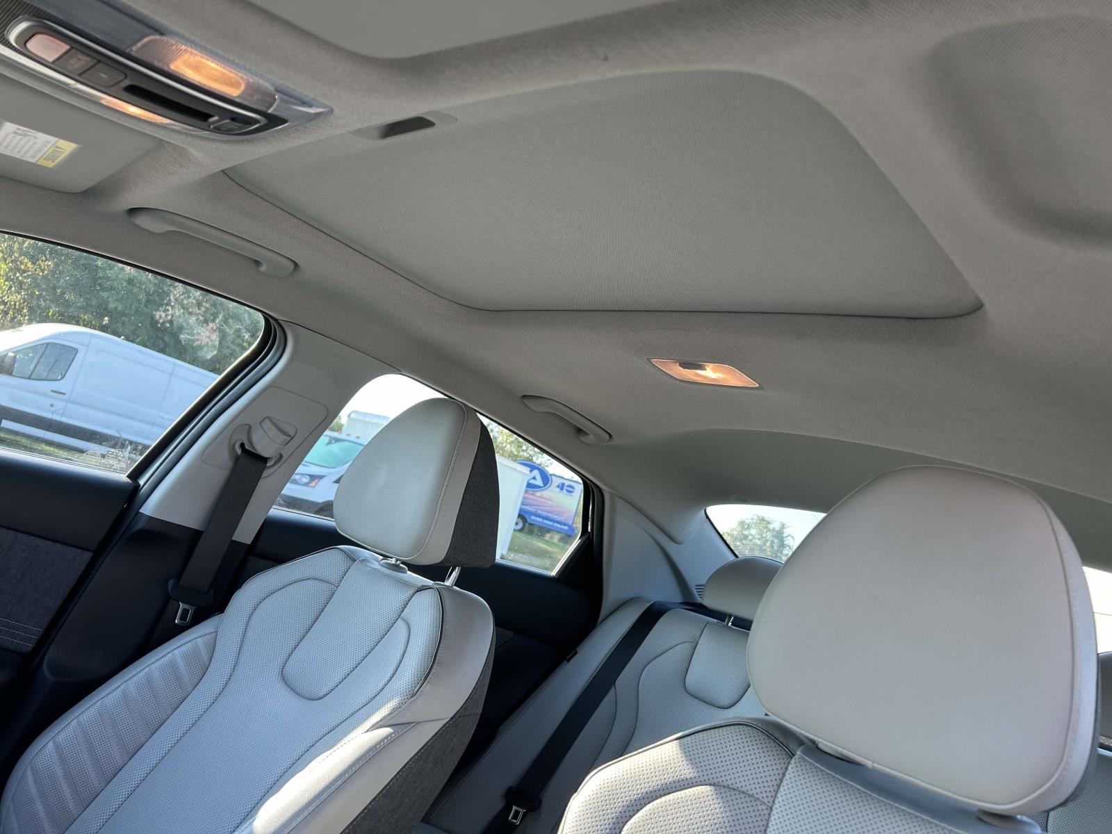 Used 2025 Hyundai Elantra Hybrid Sedan