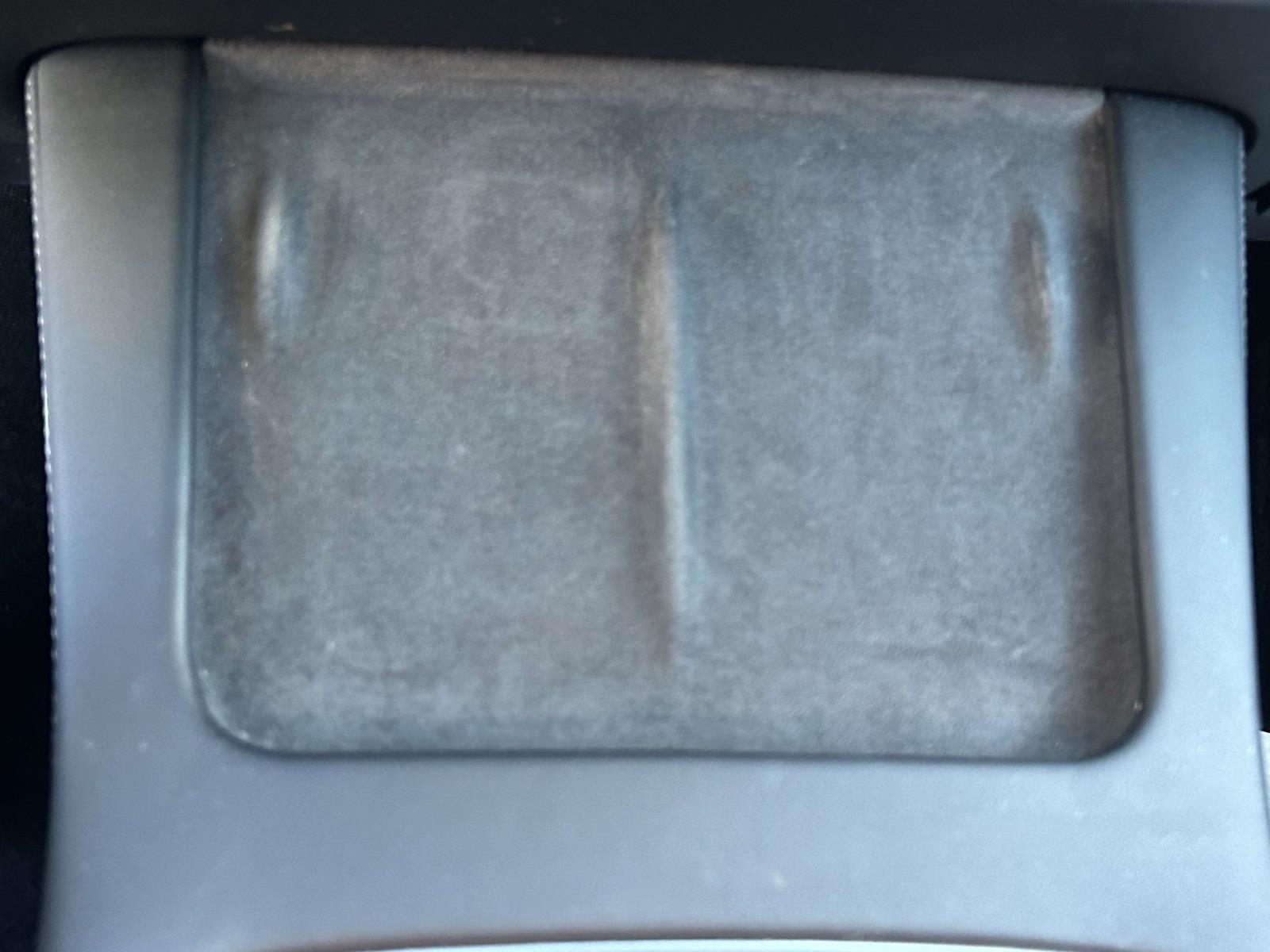 Vehicle photo 32