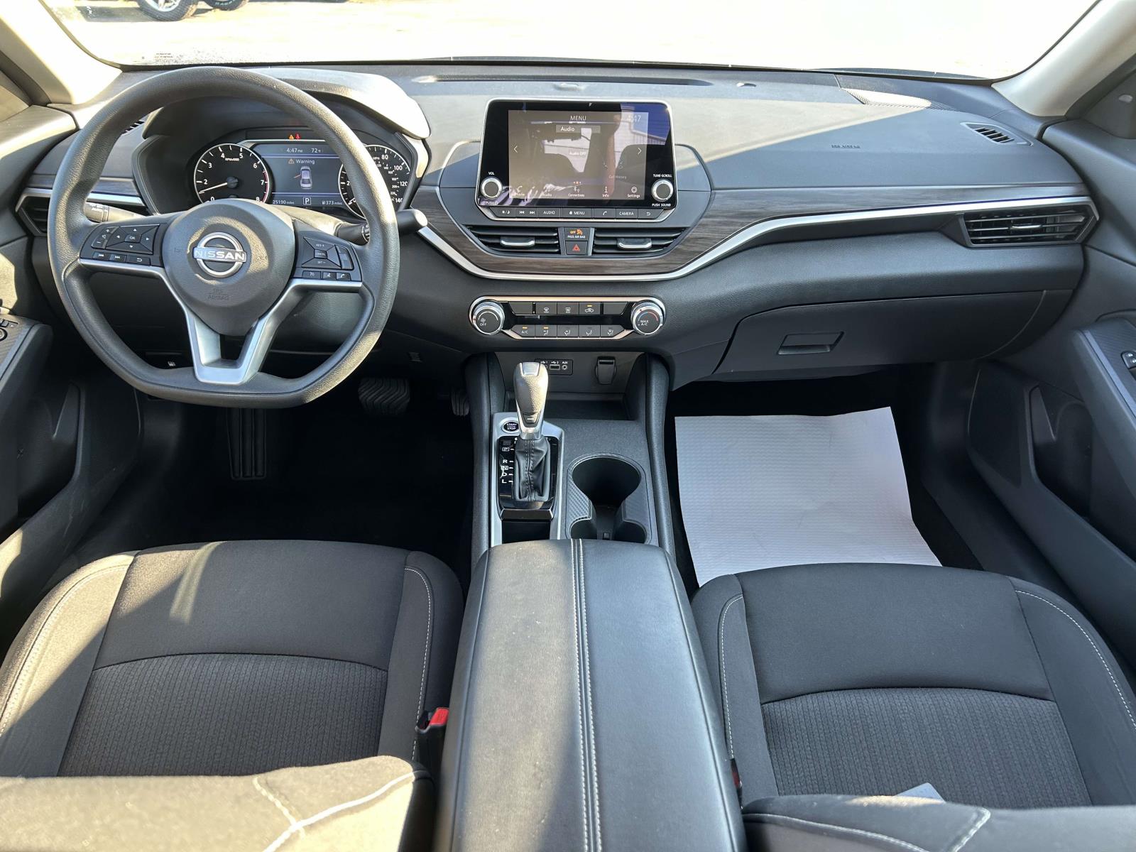 Used 2025 Nissan Altima Sedan