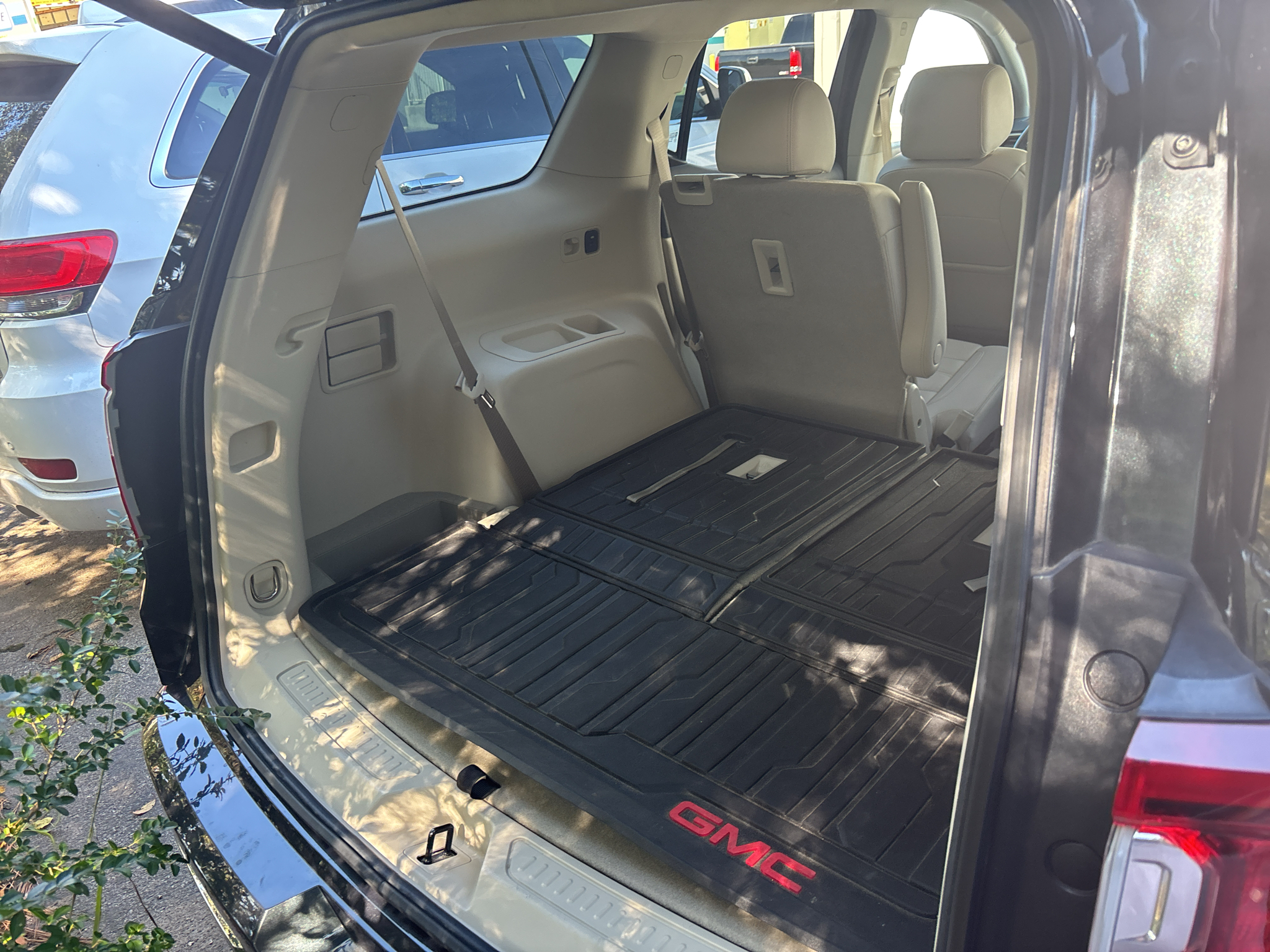 Used 2021 GMC Acadia SUV
